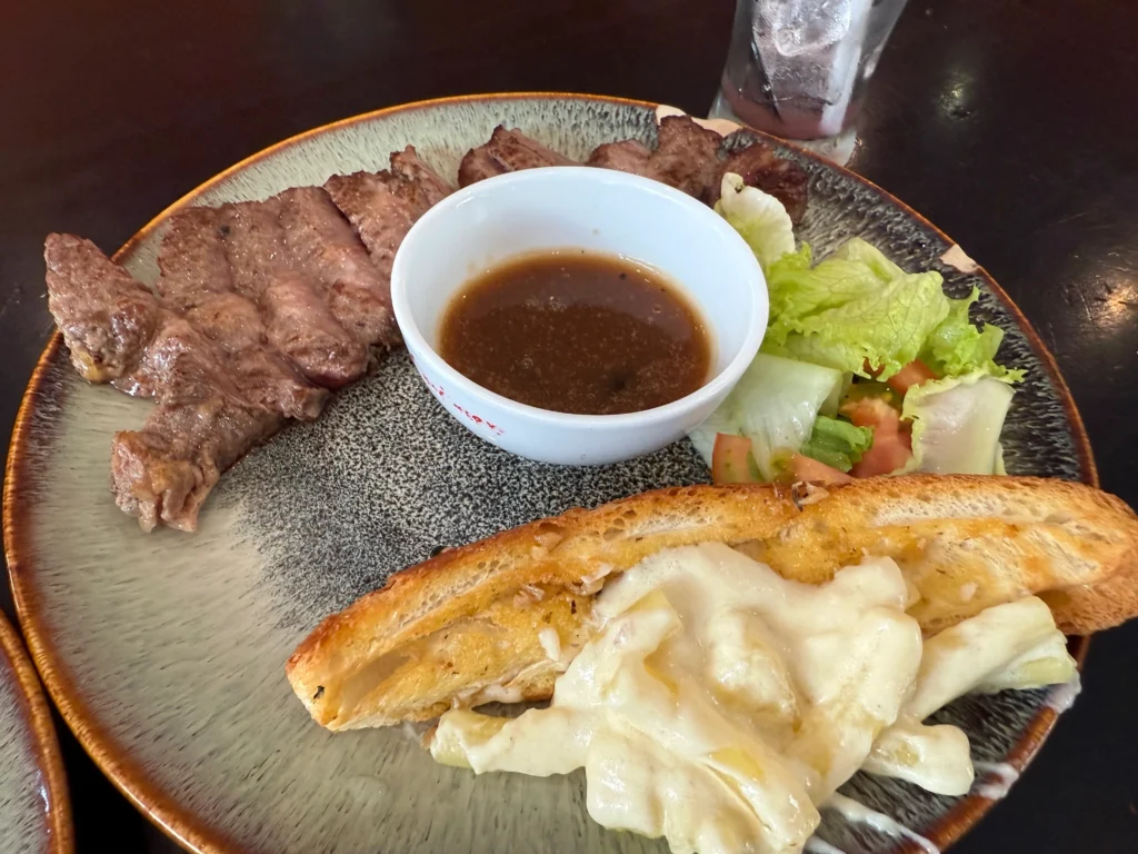 푸꾸옥 선셋타운 맛집 하이봇